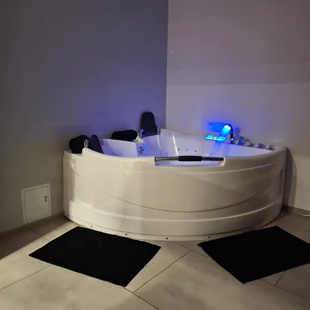 Z Jacuzzi W Centrum Katowic Lägenhet Katowice
