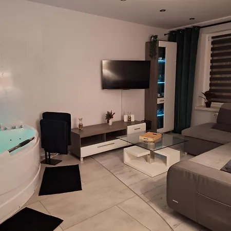 Z Jacuzzi W Centrum Katowic Appartamento *